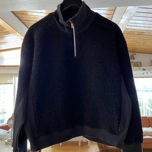 Sz 10 Lululemon pullover